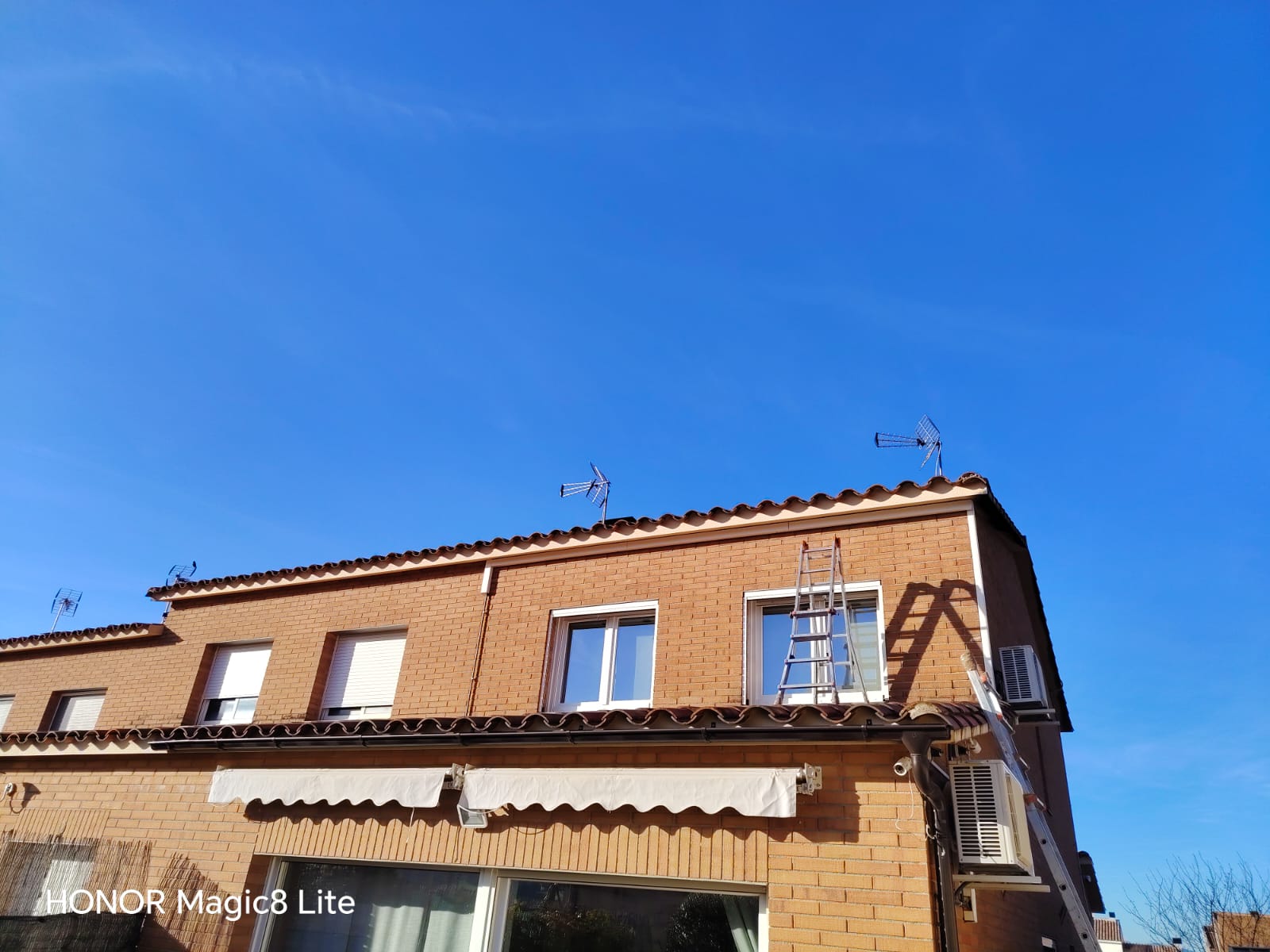 Instalación de canalones